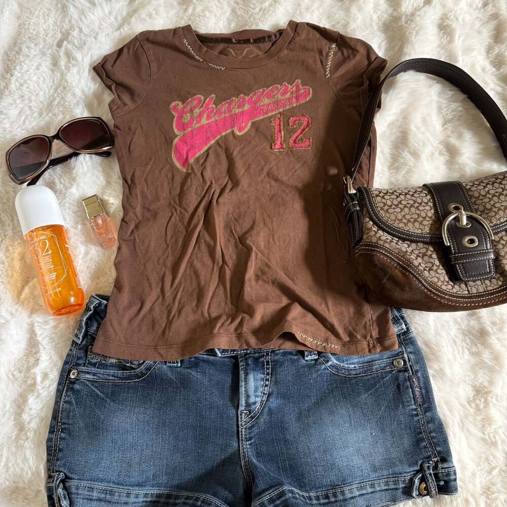 Chargers Graphic Tee Size S Brown 12 Y2K